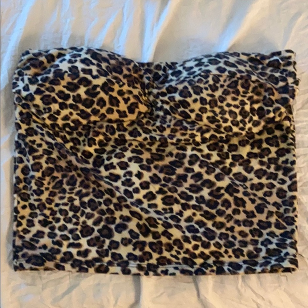 Strapless top